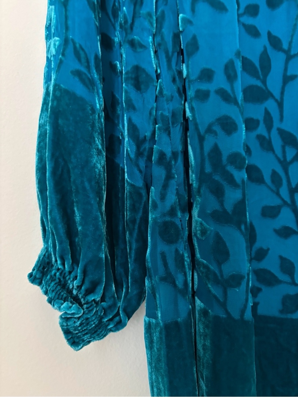 Sundance Teal Velvet Silk Blend Floral Top Large - Picture 2 of 5